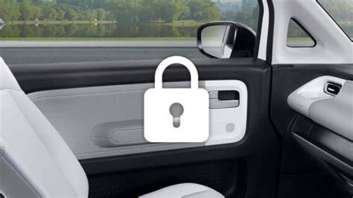 Does ammo need to be locked up when driving?