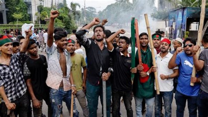 How can I go to Dhaka from India?
