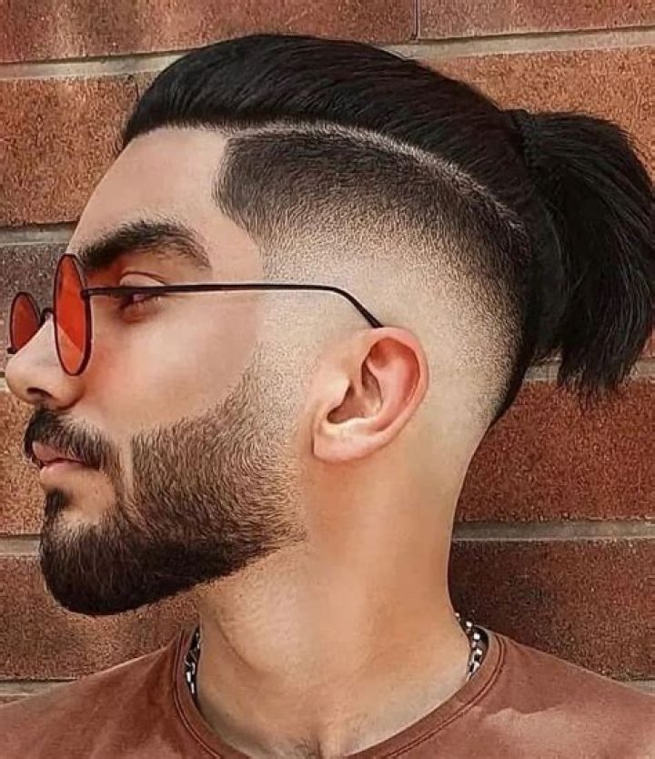 What is a Chinese man's ponytail called?